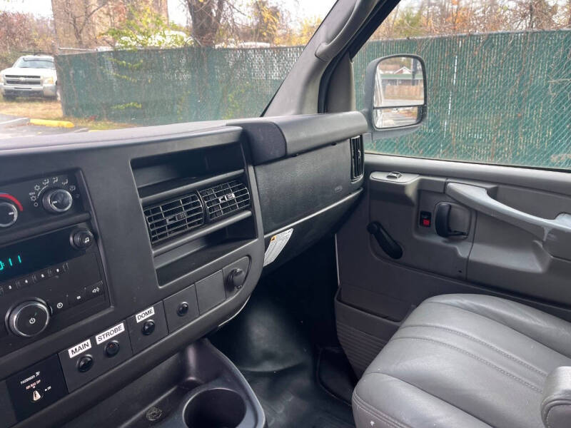 2013 Chevrolet Express 2500