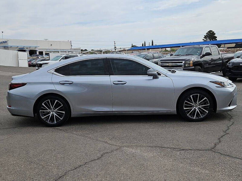 2022 Lexus ES 350