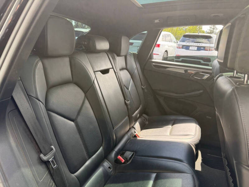 2018 Porsche Macan