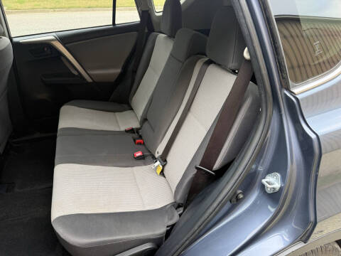 2014 Toyota RAV4 LE