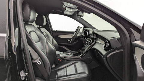 2019 Mercedes-Benz GLC GLC 300