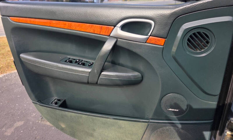 2005 Porsche Cayenne S