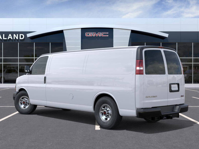 2026 GMC Savana 3500