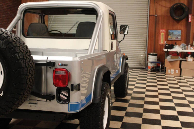 1984 Jeep CJ-8