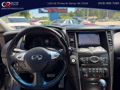 2016 Infiniti QX70