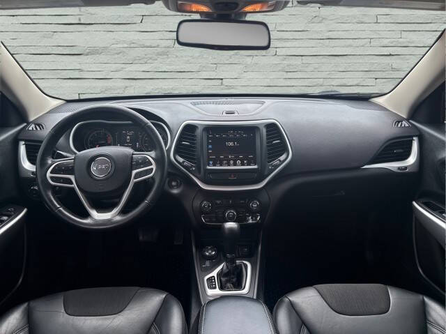 2018 Jeep Cherokee Latitude Plus