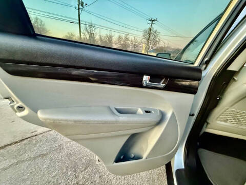 2012 Kia Sorento LX