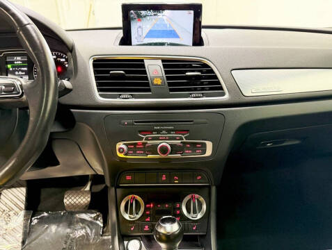 2015 Audi Q3 2.0T quattro Prestige