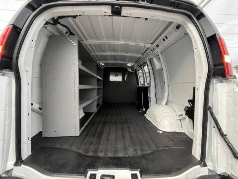 2021 GMC Savana 2500