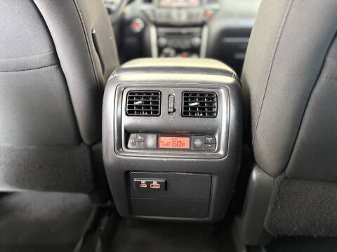 2020 Nissan Pathfinder S