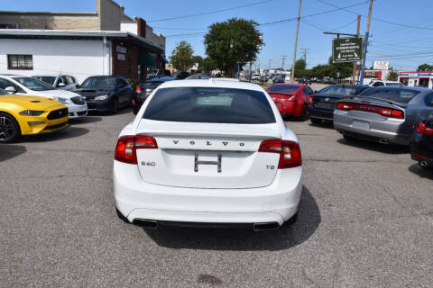 2015 Volvo S60 T5 Drive-E Platinum