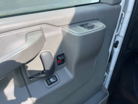 2016 Chevrolet Express LT 3500