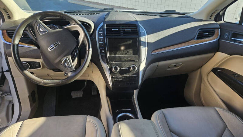2019 Lincoln MKC Select