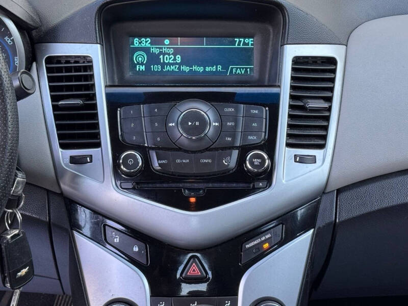 2012 Chevrolet Cruze LS