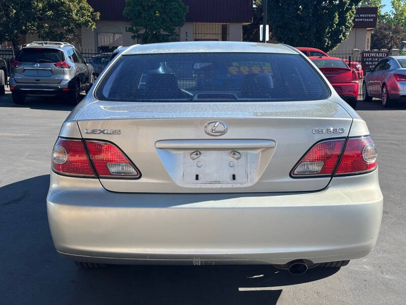 2004 Lexus ES 330