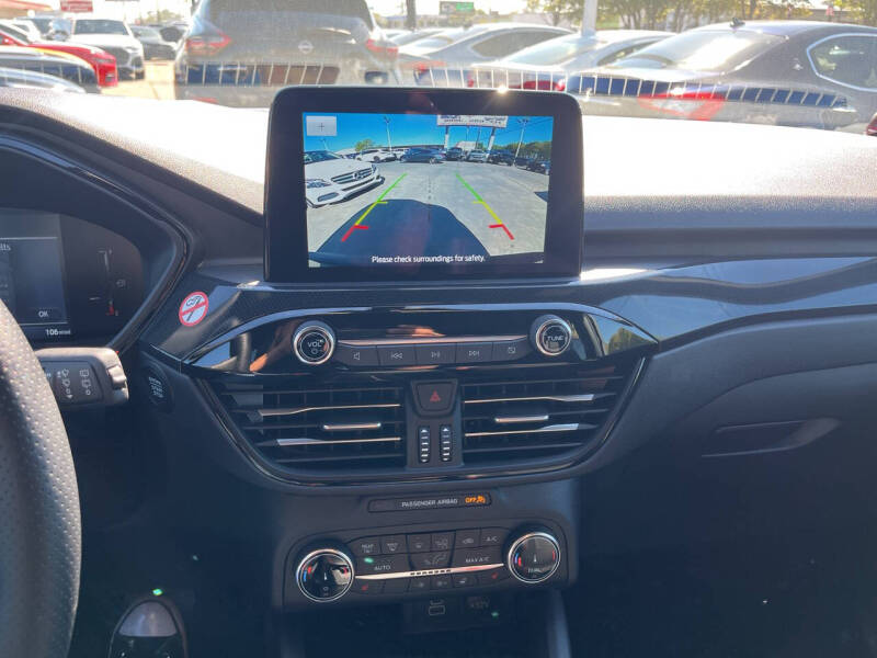 2025 Ford Escape ST-Line Select