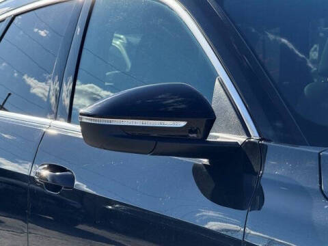 2025 Audi Q5 quattro Premium TFSI