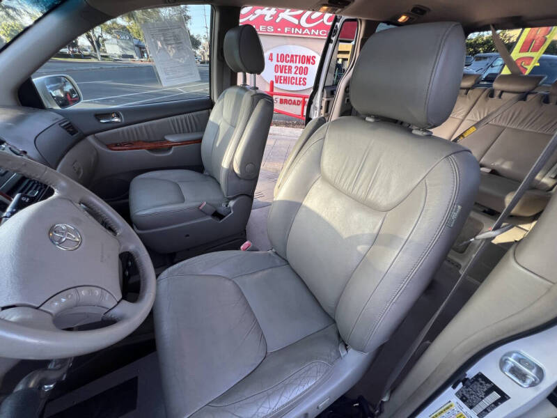 2008 Toyota Sienna