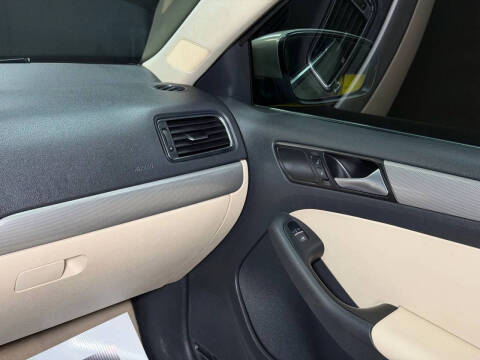 2016 Volkswagen Jetta