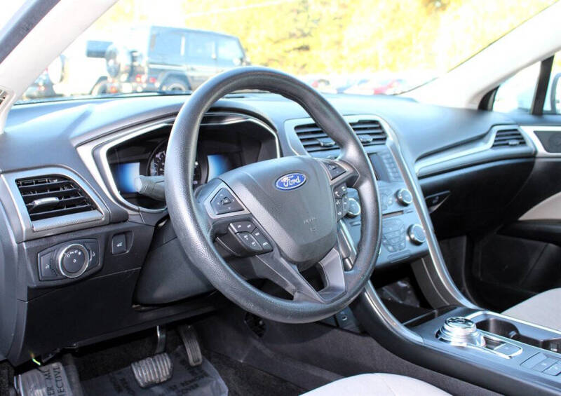 2018 Ford Fusion Hybrid S