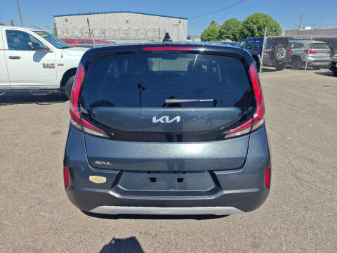 2023 Kia Soul LX
