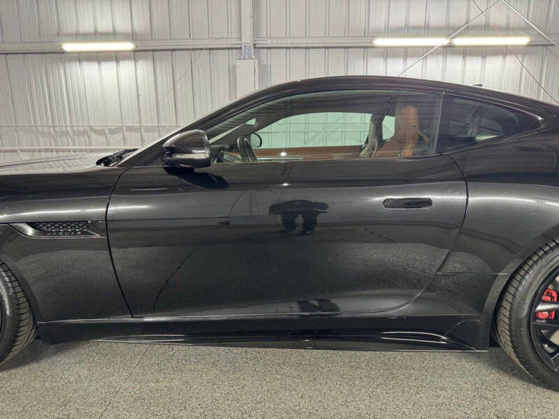 2020 Jaguar F-TYPE R