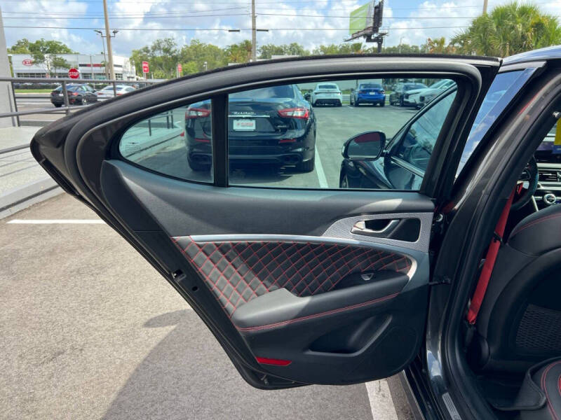 2023 Genesis G70