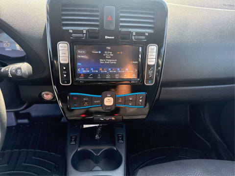 2017 Nissan LEAF SV