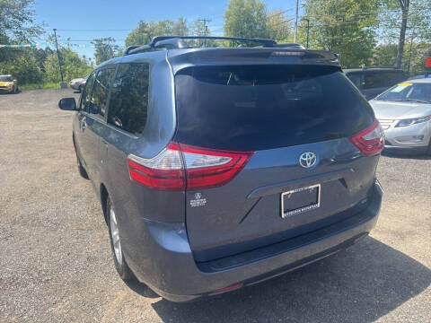 2017 Toyota Sienna