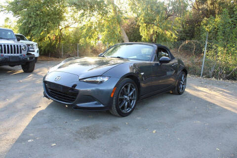2017 Mazda MX-5 Miata Club