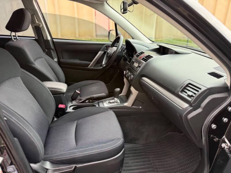 2015 Subaru Forester 2.5i