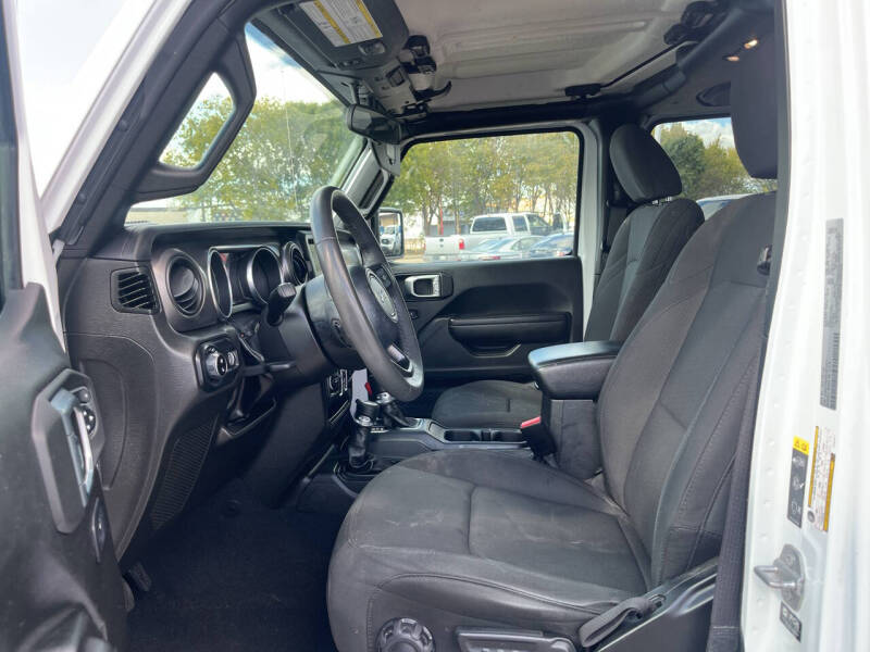 2023 Jeep Gladiator Willys