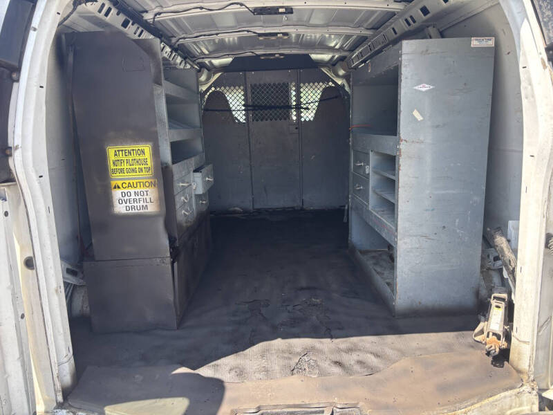 2017 Chevrolet Express 2500