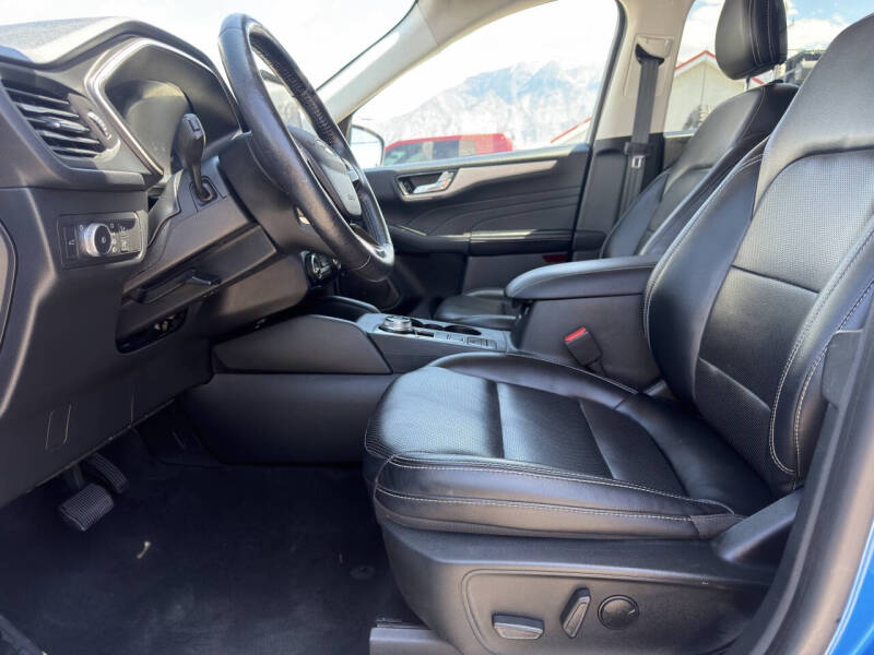 2021 Ford Escape SEL