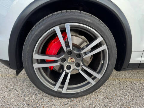 2012 Porsche Cayenne Turbo