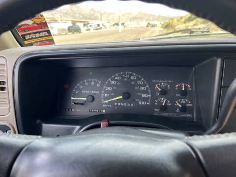 1999 Chevrolet Suburban K1500 LT