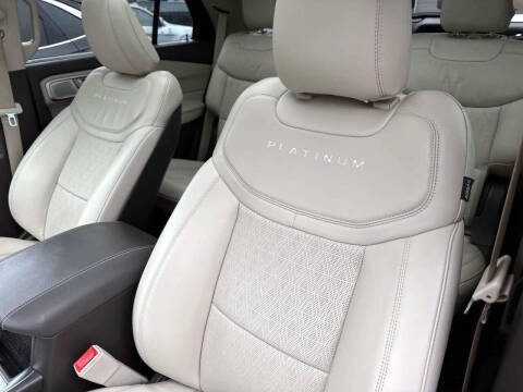 2020 Ford Explorer Platinum