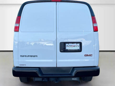 2024 GMC Savana 2500