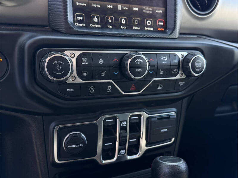 2021 Jeep Gladiator Willys