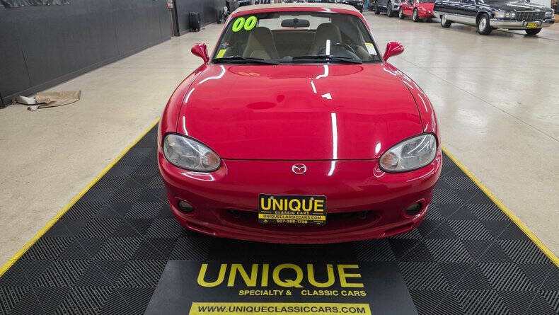 2000 Mazda MX-5 Miata
