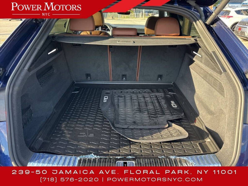 2021 Audi Q8 quattro Premium Plus 55 TFSI