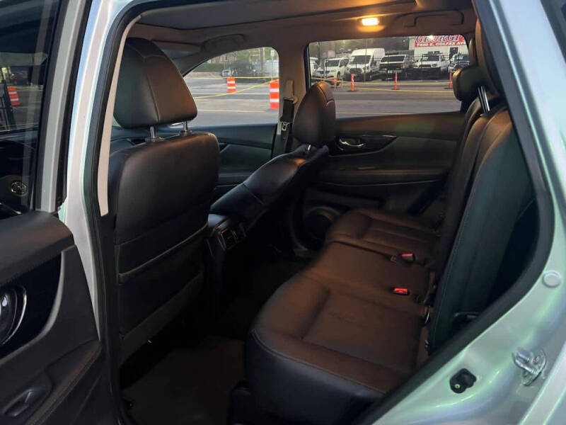 2017 Nissan Rogue S