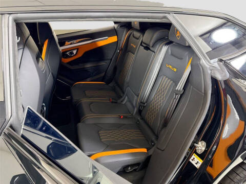 2024 Lamborghini Urus S