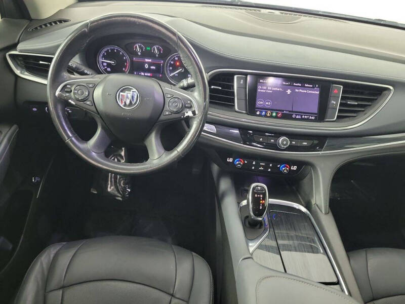 2020 Buick Enclave Essence