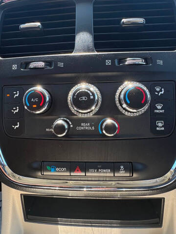 2013 Dodge Grand Caravan SXT