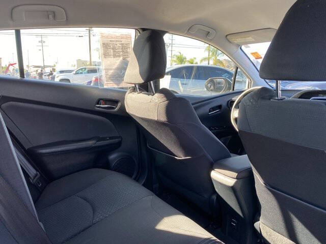 2016 Toyota Prius Two