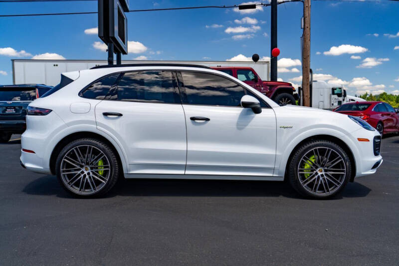 2019 Porsche Cayenne E-Hybrid