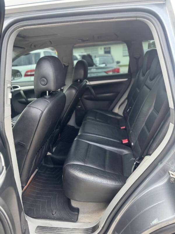 2004 Porsche Cayenne S