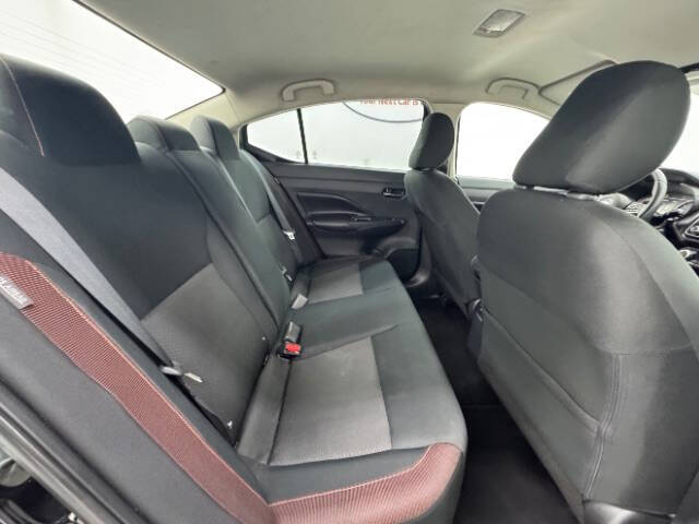 2020 Nissan Versa SR