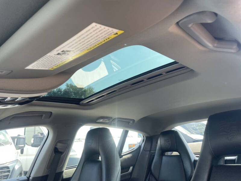 2016 Porsche Panamera